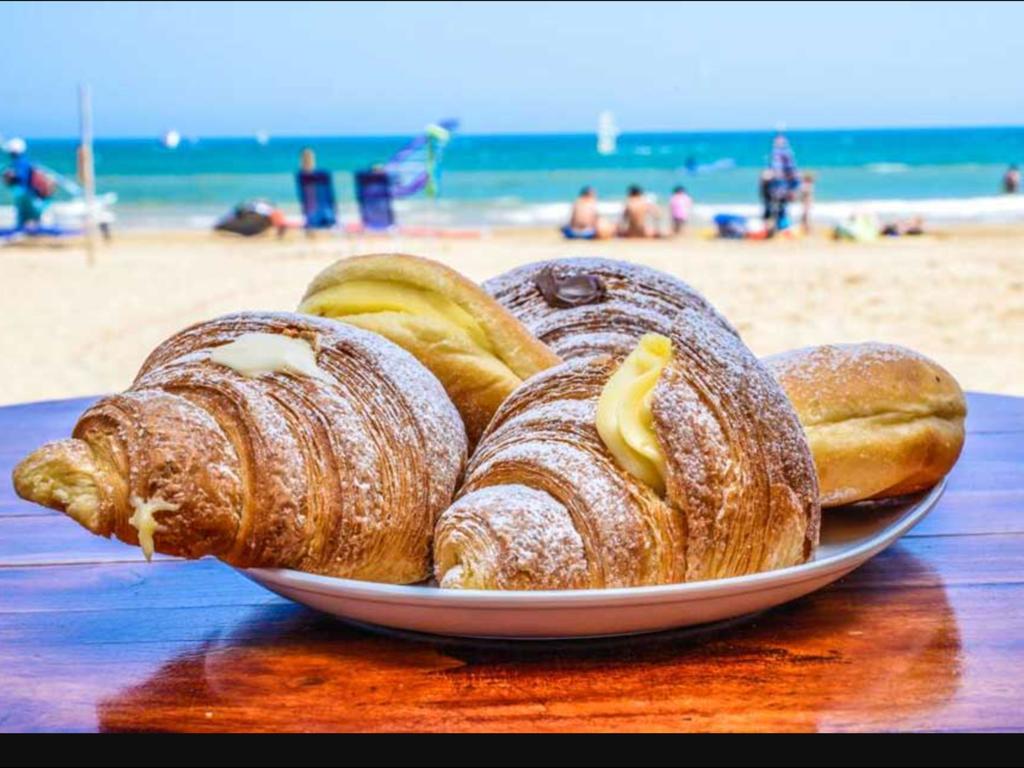 Case La Spiaggia Шака Екстериор снимка