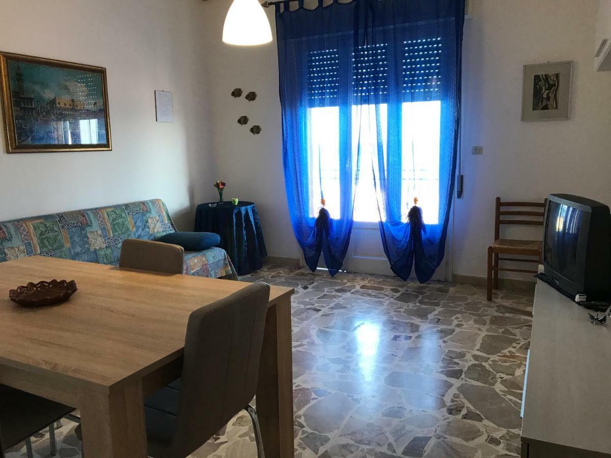 Case La Spiaggia Шака Екстериор снимка